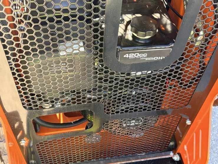 2025-sdlool-sl36c-skid-steer-image-9