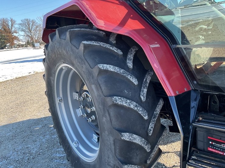 case-ih-maxxum-5130-image-11