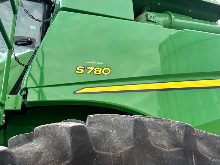 #1560-•-2018-john-deere-s780-image-12
