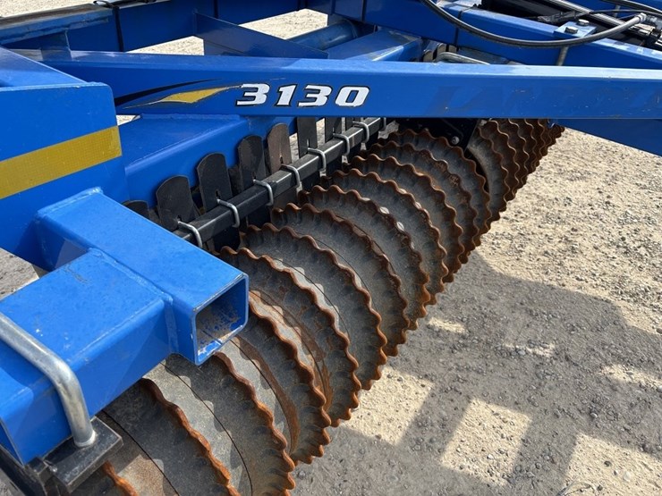 2011-landoll-3130-31-image-12