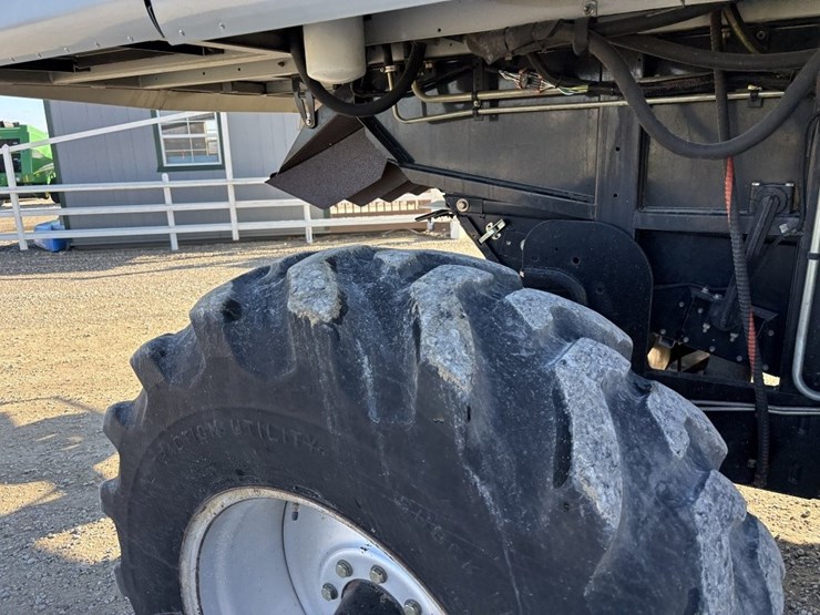 gleaner-r75-image-25