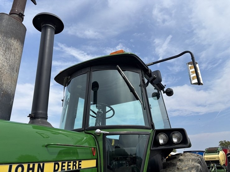 john-deere-4640-image-33