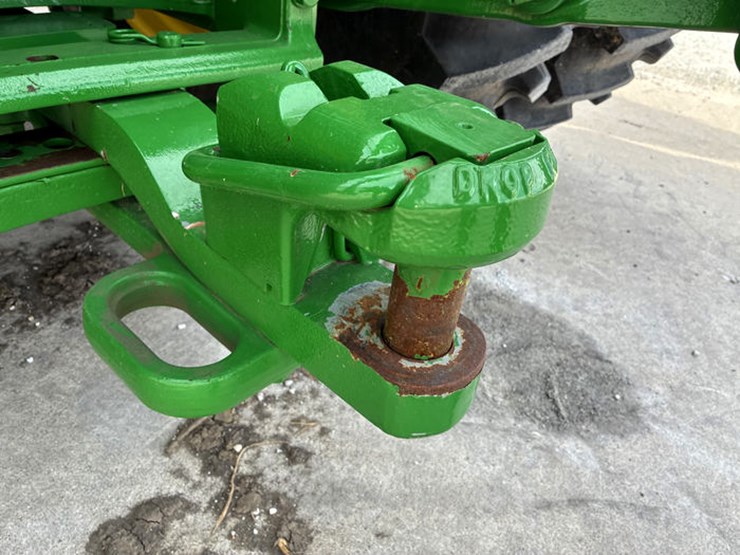 john-deere-8r-370-image-31