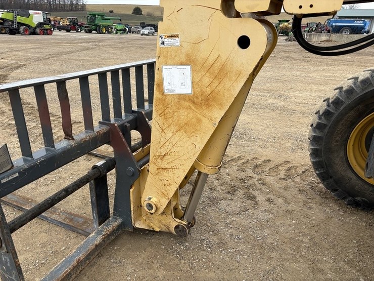 2005-john-deere-1790-image-51