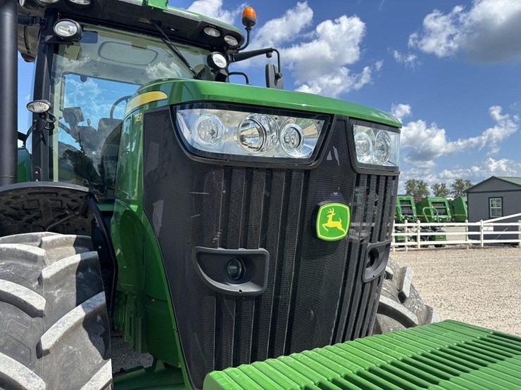 john-deere-7215r-image-10