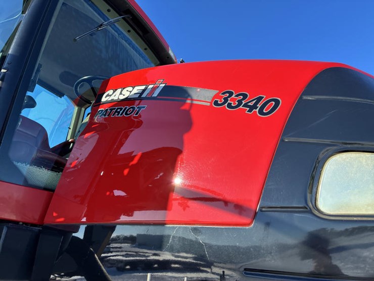 case-ih-patriot-3340-image-14
