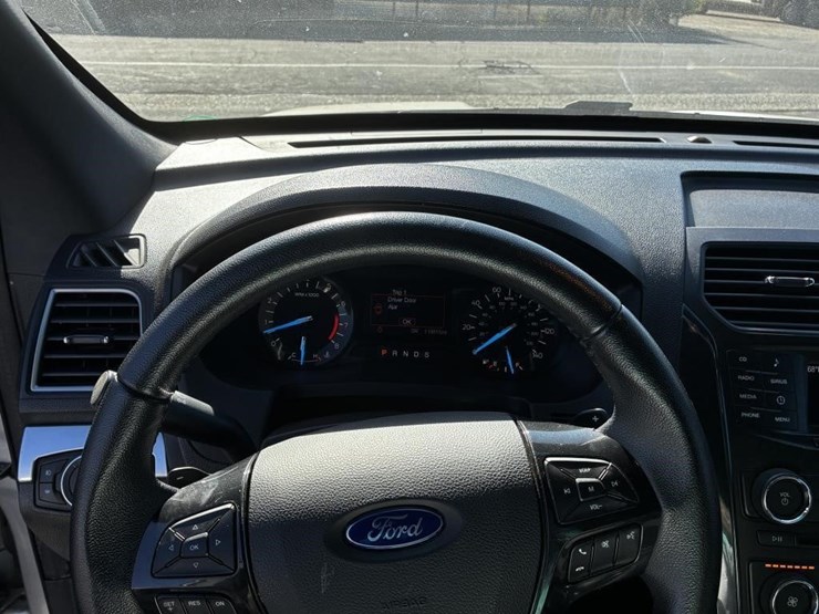 ford-explorer-image-13