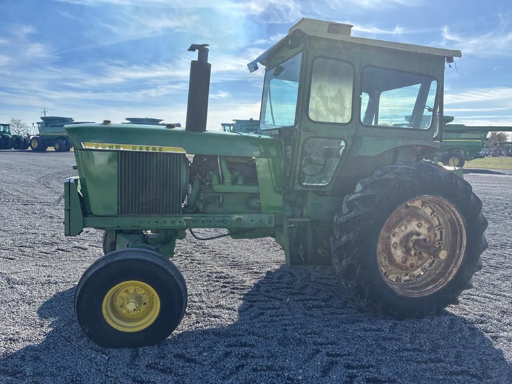 john-deere-4520-image-8