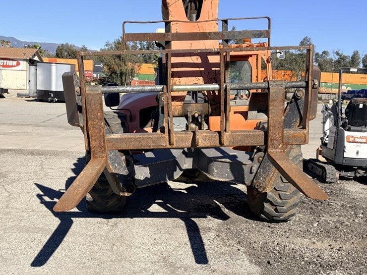 2008-jlg-gl12-55a-telescopic-reach-lift-image-5