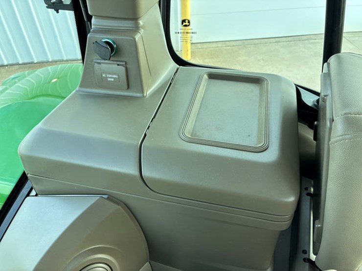 john-deere-8r-370-image-77