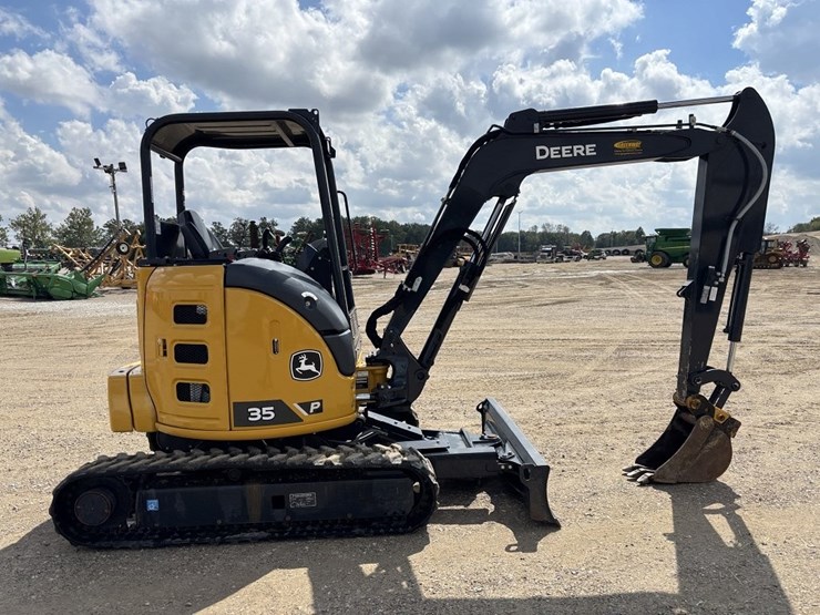 2024-john-deere-35p-mini-excavator-image-7