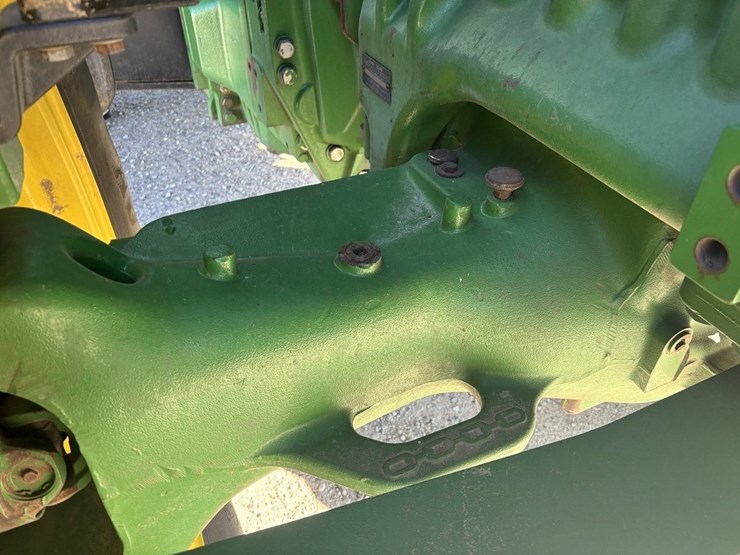 john-deere-8285r-image-12