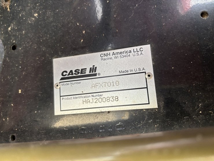 case-ih-7010-image-47