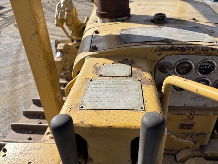 caterpillar-d7-image-44