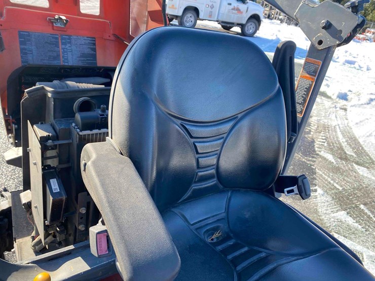 2016-kubota-f3990-image-30