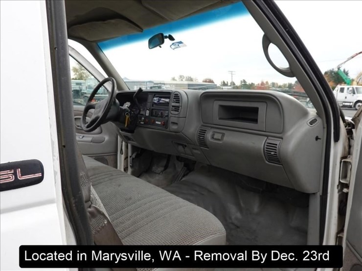 1999-gmc-3500-image-6