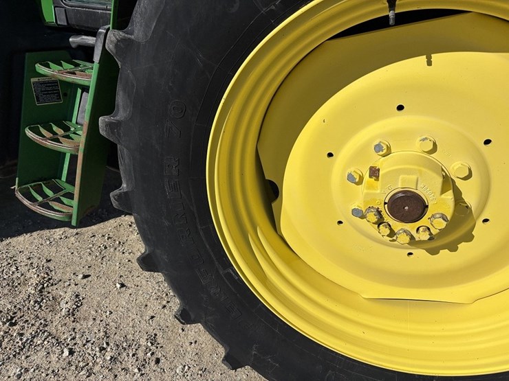 john-deere-6125m-image-30