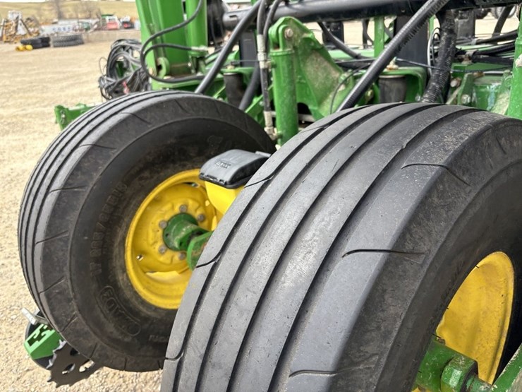 john-deere-1770nt-image-65