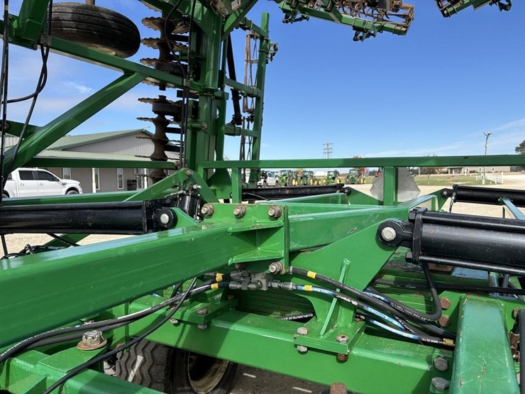 great-plains-4000tm-image-53