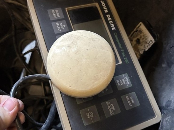 1997-john-deere-1770-image-65