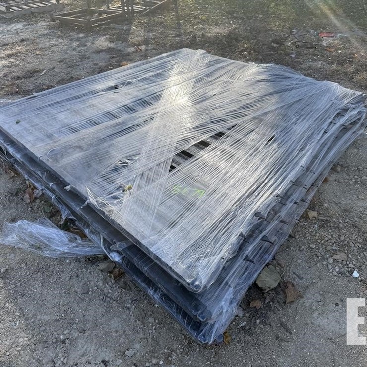 14FT. BI-PARTING WROUGHT IRON GATES