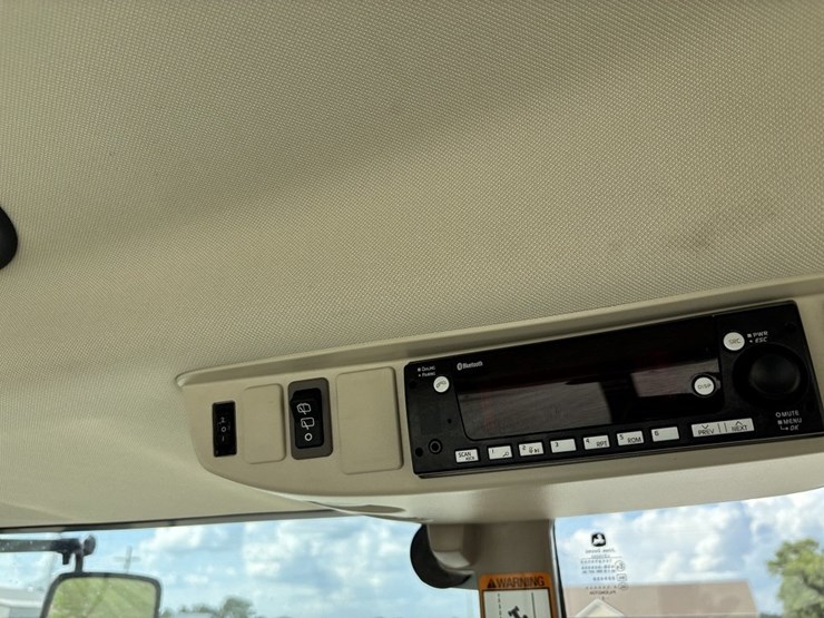 john-deere-6140m-image-47