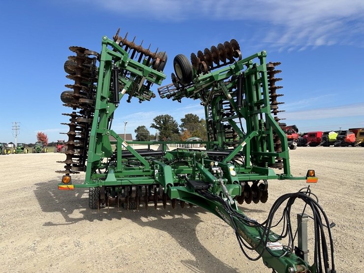 great-plains-4000tm-image-8