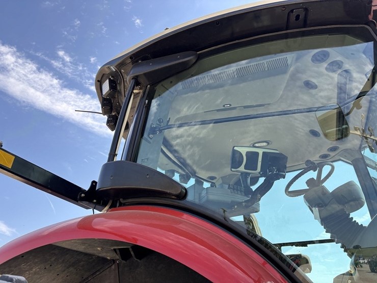 versatile-260-image-20