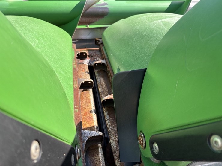 john-deere-608c-image-12