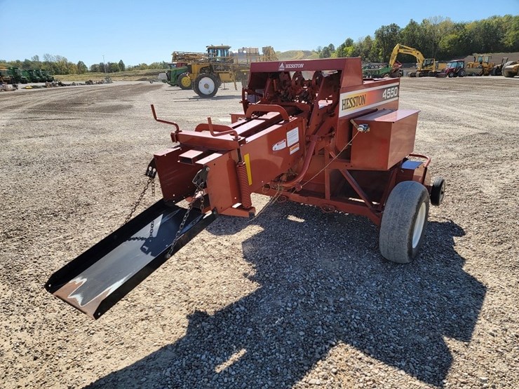 hesston-4550-image-4