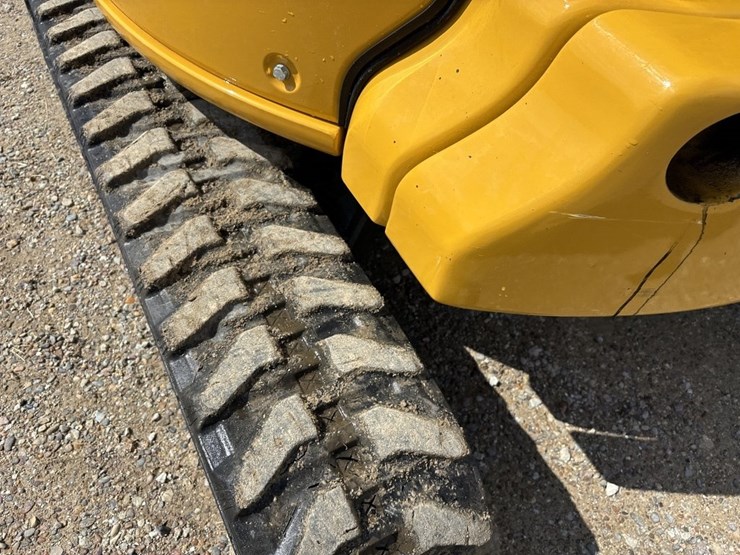 2024-john-deere-35p-mini-excavator-image-26