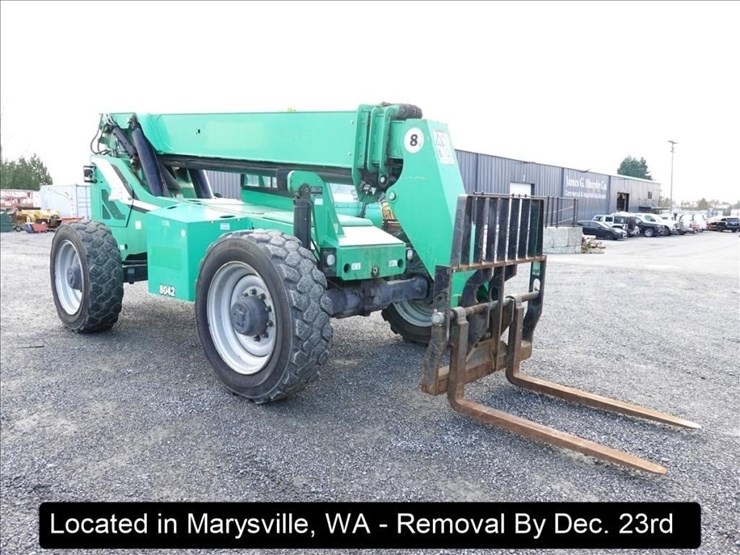 2012-jlg-8042-image-19