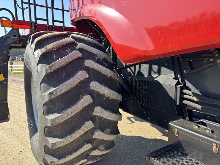 case-ih-6088-image-69