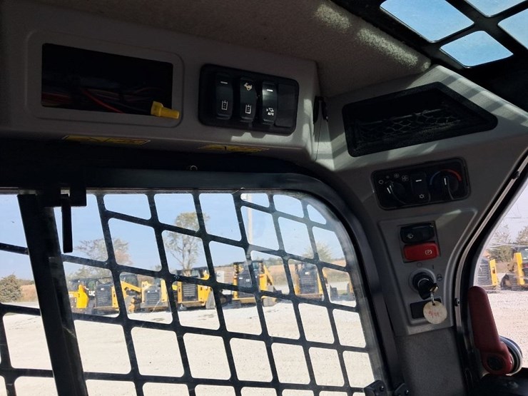 caterpillar-299d3-xe-image-26