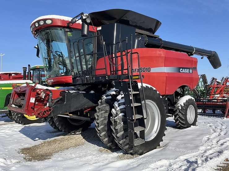 case-ih-8010-image-1