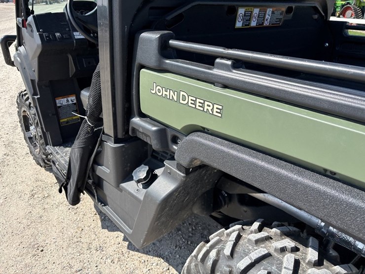 john-deere-gator-image-29