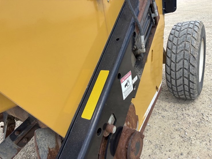 dynamic-wolverine-pull-type-ditcher-image-23