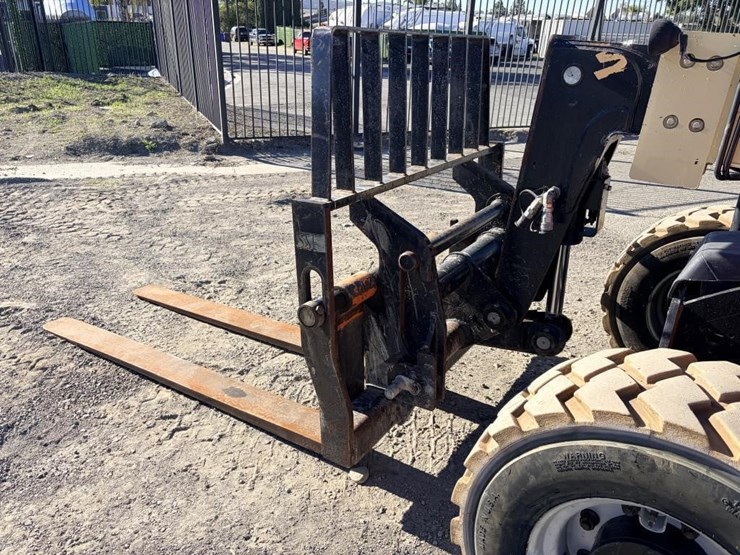 jlg-6s-18a-telescopic-reach-lift-image-5