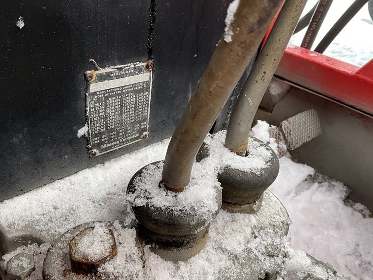 massey-ferguson-255-image-19