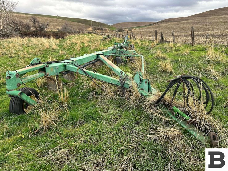 john-deere-3710-image-2