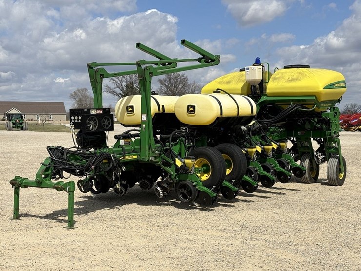 john-deere-1770nt-image-1