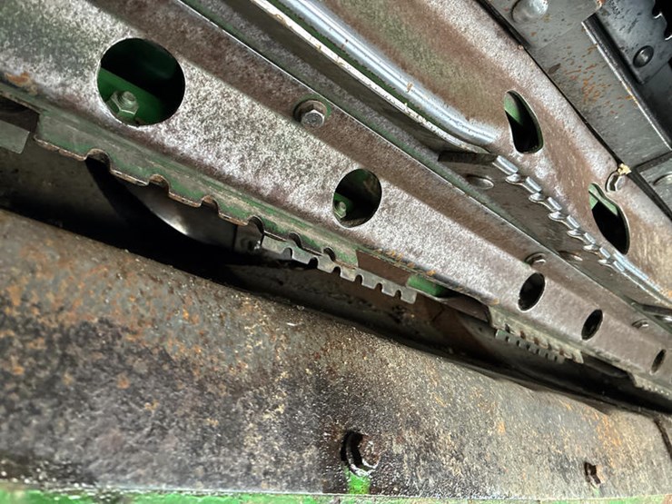 john-deere-s680-image-29