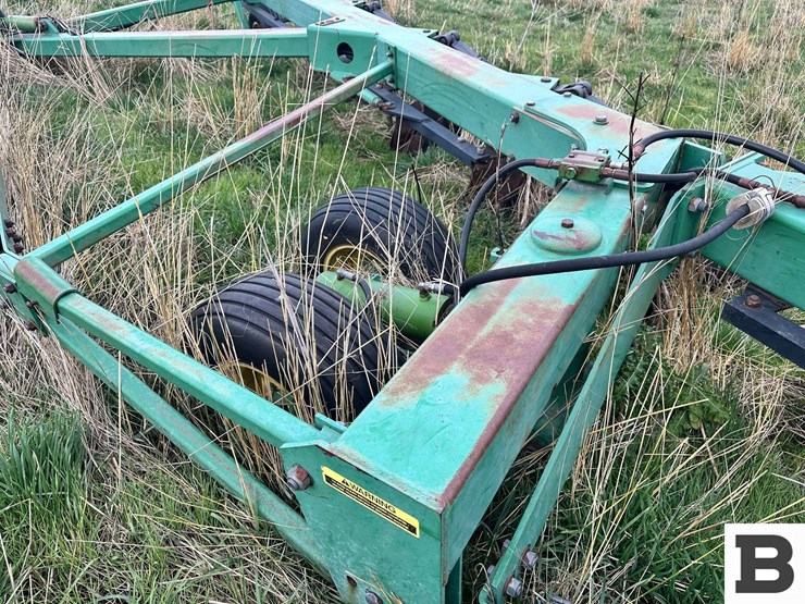 john-deere-3710-image-21