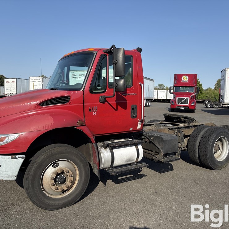 INTERNATIONAL DURASTAR 4400