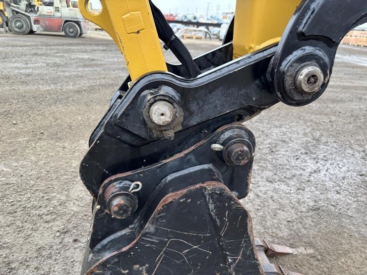 caterpillar-305cr-image-15