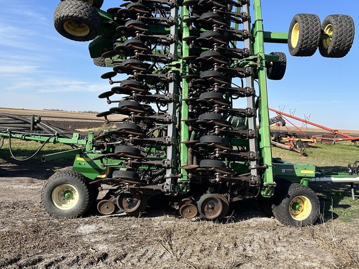 john-deere-1890-image-17