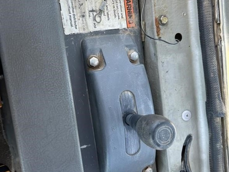 komatsu-d65ex-12-image-63