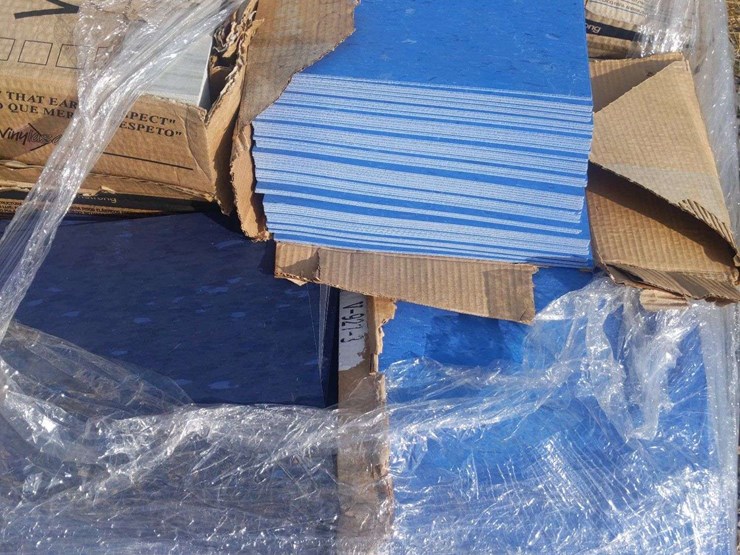 pallet-of-unused-vinyl-floor-tiles-image-4