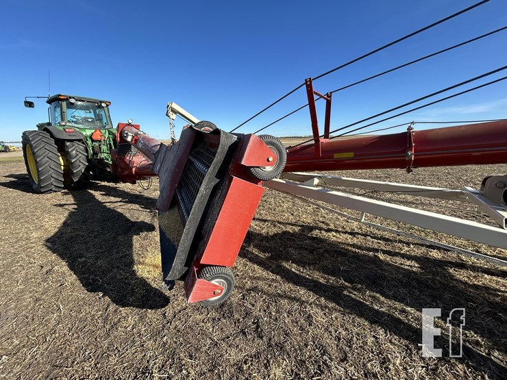 buhler-farm-king-16104-image-8