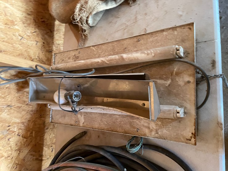 #3683-•-misc-air-hoses,-extension-cords,-and-lights-image-6